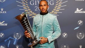 Lewis Hamilton trofeo